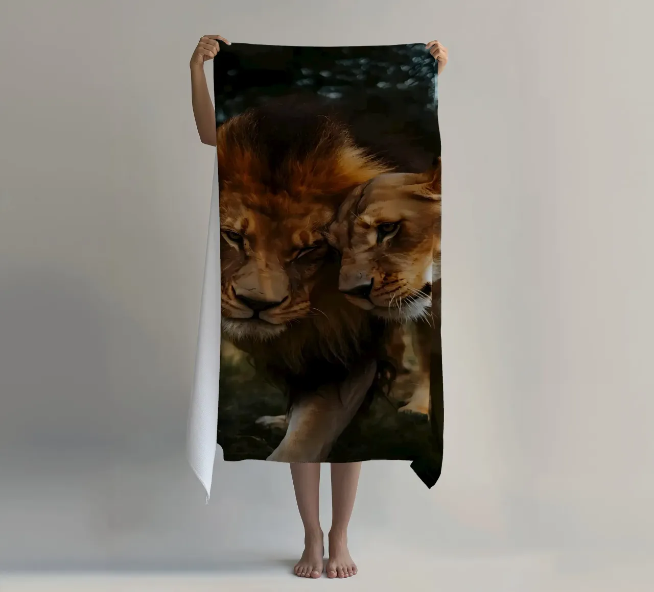 Leeuwen Liefde strandhanddoek van Mikesell