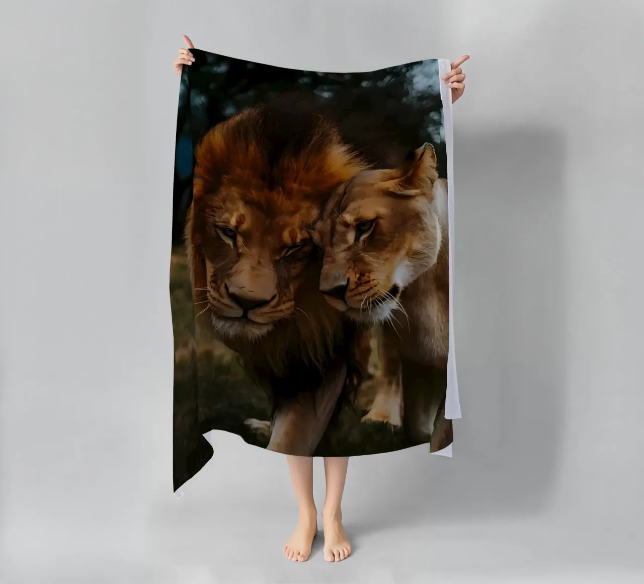 Leeuwen Liefde strandhanddoek van Mikesell