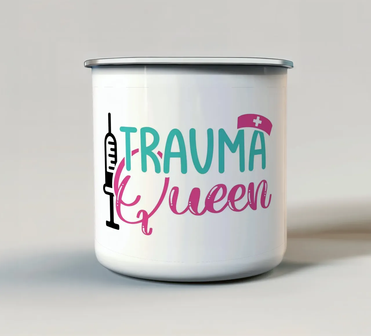 Infermiera Trauma Queen tazza in smalto da Delaplane