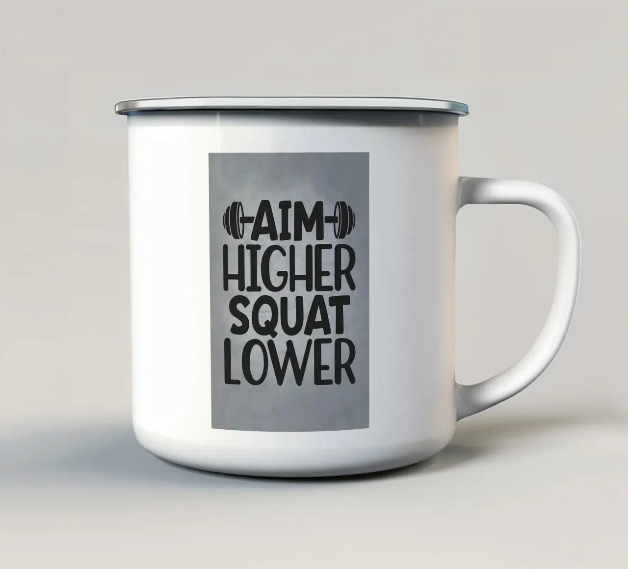 Visez plus haut Squattez plus bas mug en émail de Farryn