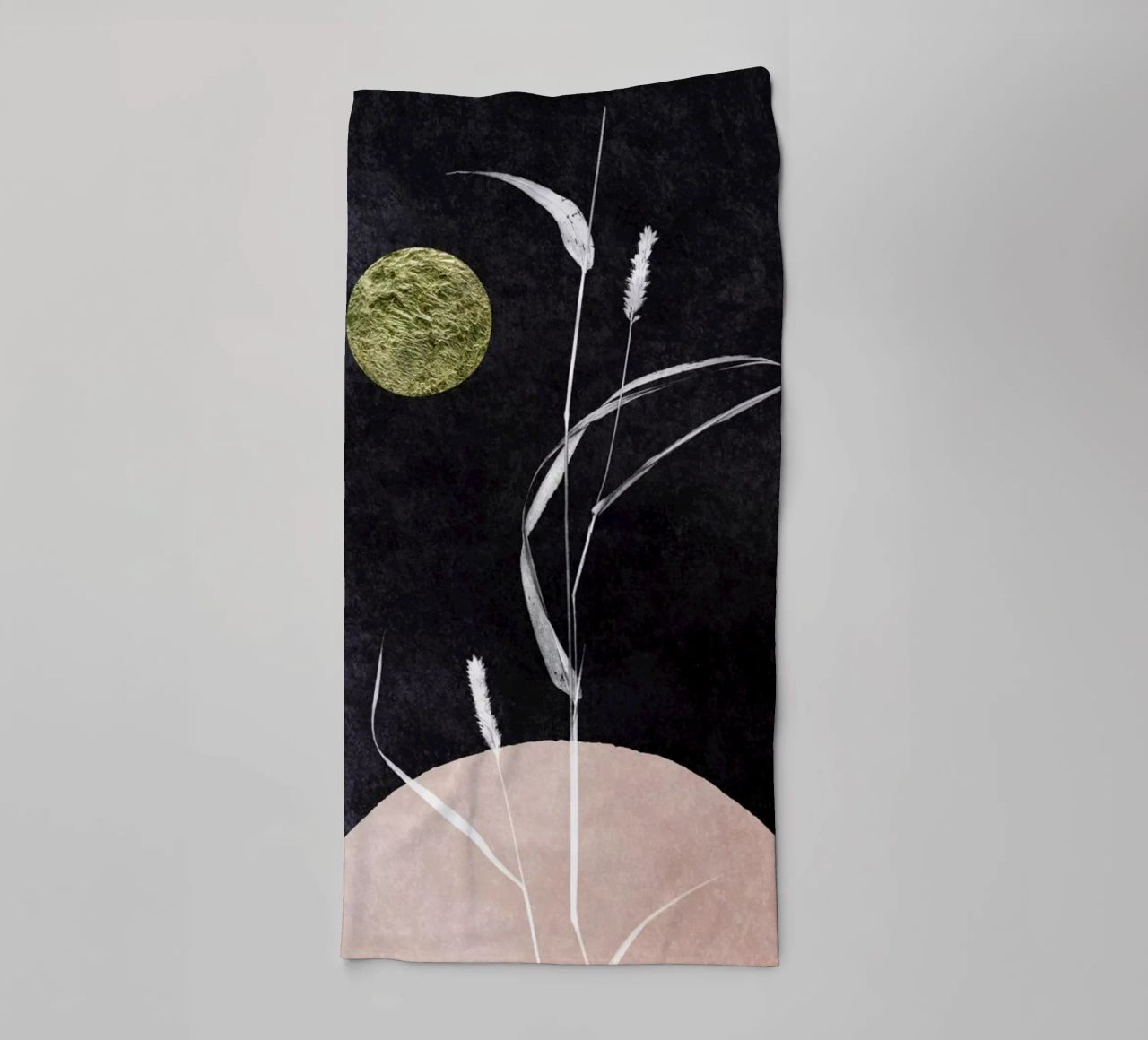 Glooming In The Dark towel by Kubistika