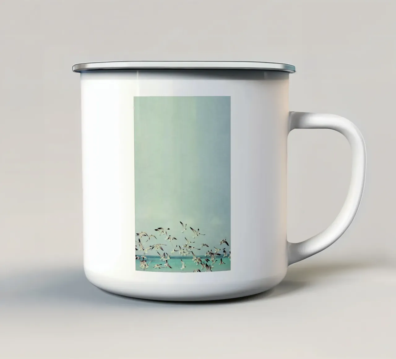 Rising tazza in smalto da Kubistika