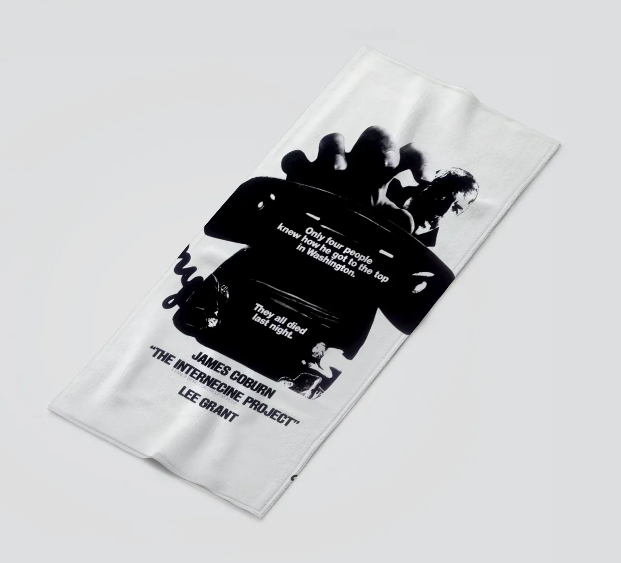 ‘The Internecine Project’ Retro Movie Poster telo mare da Gallery Print and Art Limited