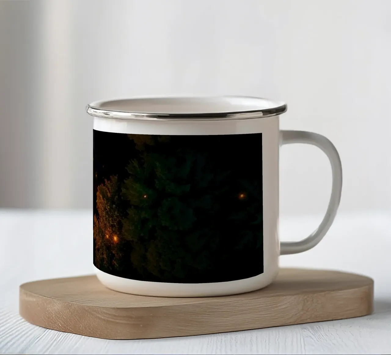Un affascinante paesaggio forestale illuminato da luci scintillanti tazza in smalto da DesignDoodle