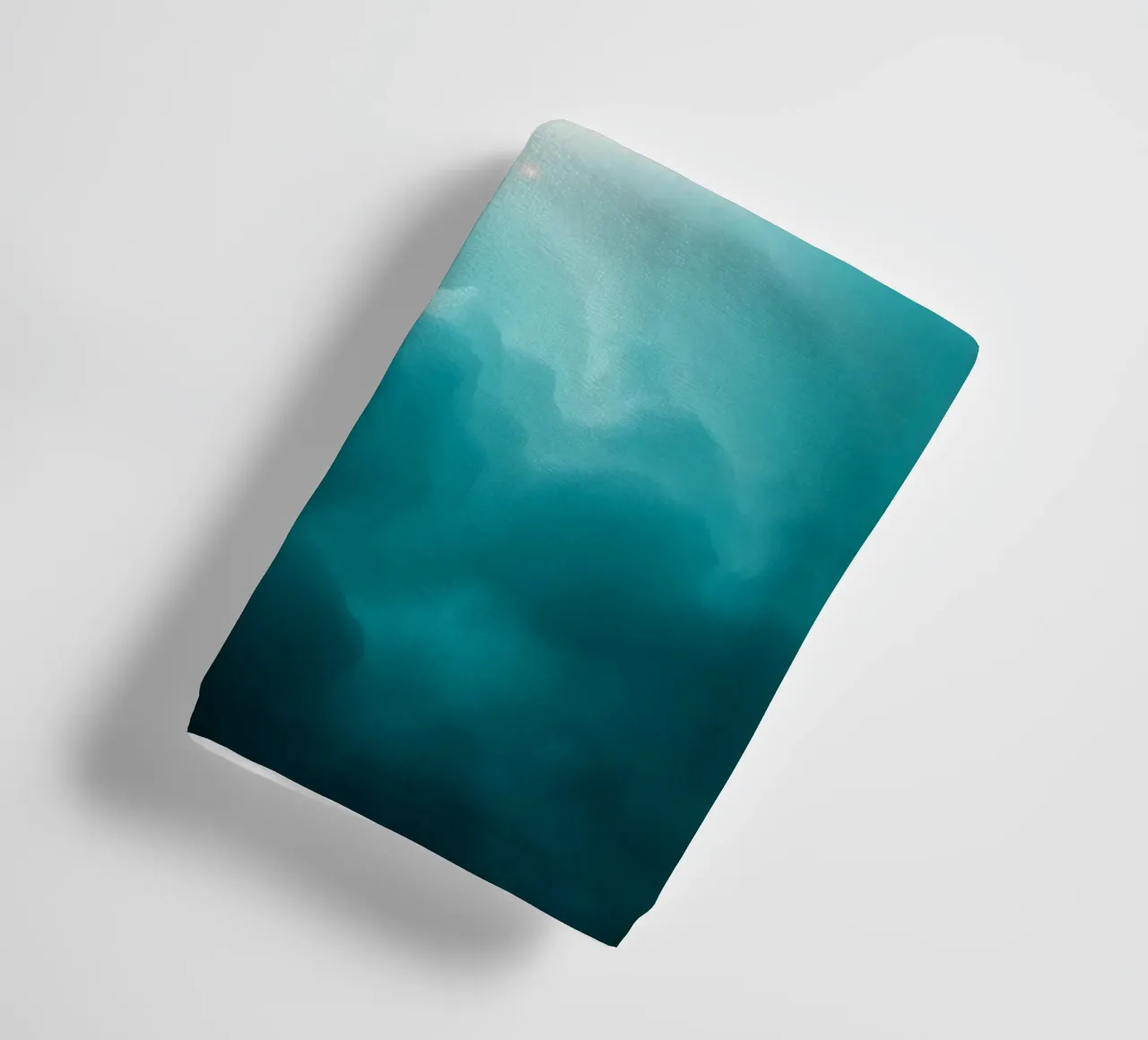 Le motif abstrait tourbillonnant aux couleurs douces crée une ambiance mystique. serviette de bain de DesignDoodle