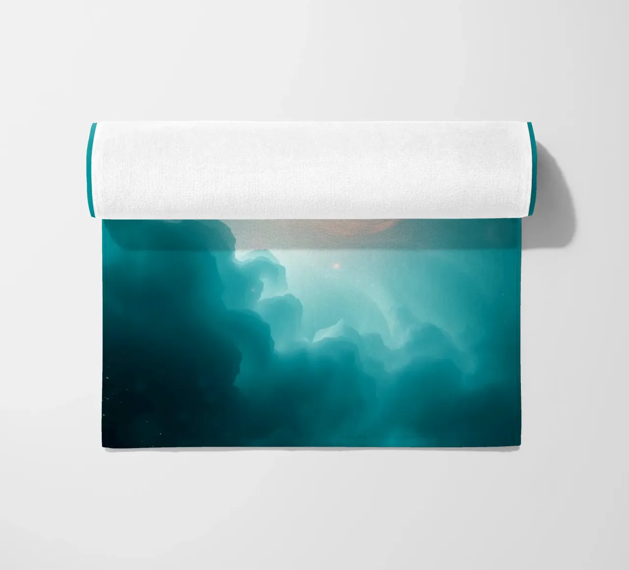 Il design astratto e vorticoso con colori tenui crea un'atmosfera mistica. telo mare da DesignDoodle