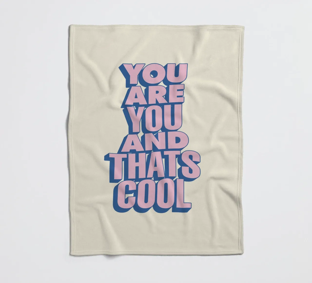 Tu sei tu e questo è bello Moderna positività Amore per se stessi coperta in pile da THE MOTIVATED TYPE