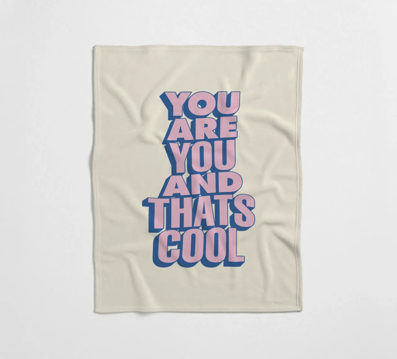 Tu sei tu e questo è bello Moderna positività Amore per se stessi coperta in pile da THE MOTIVATED TYPE