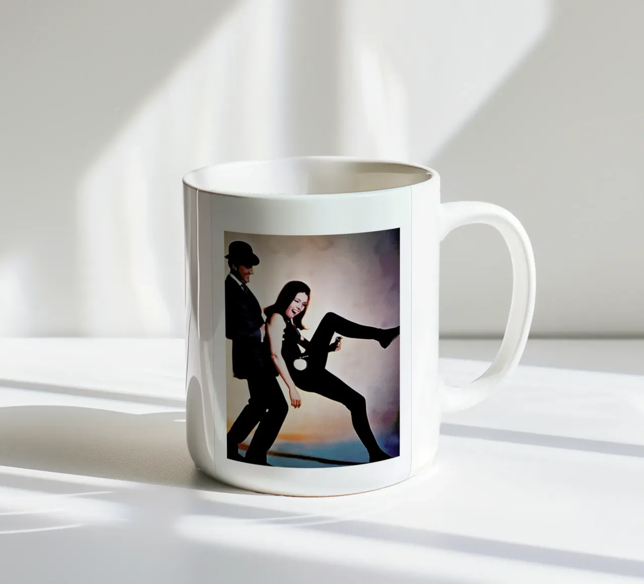The Avengers I tazza in ceramica da Gallery Print and Art Limited