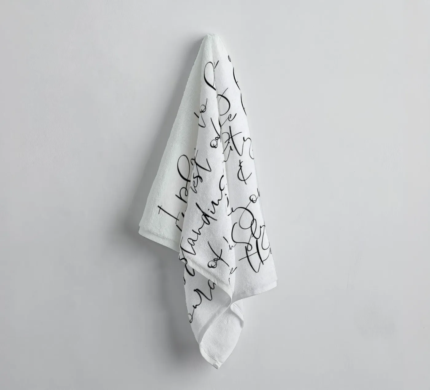 Authenticity Handtuch von Honeymoon Hotel