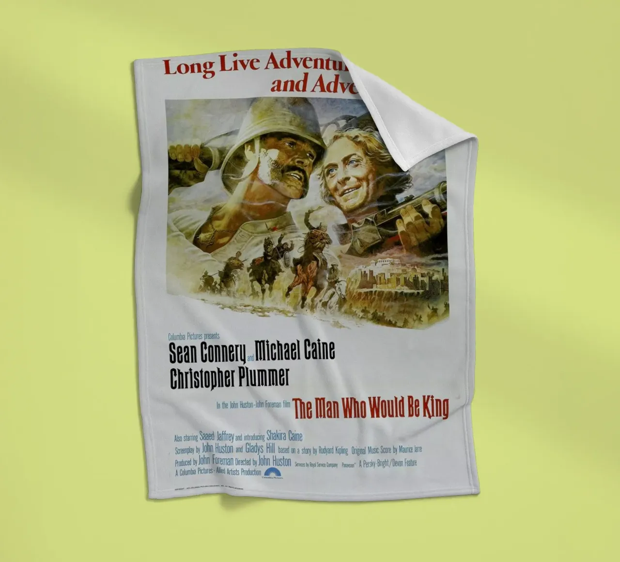 ‘The Man Who Would Be King’ Retro Movie Poster coperta in pile da Gallery Print and Art Limited
