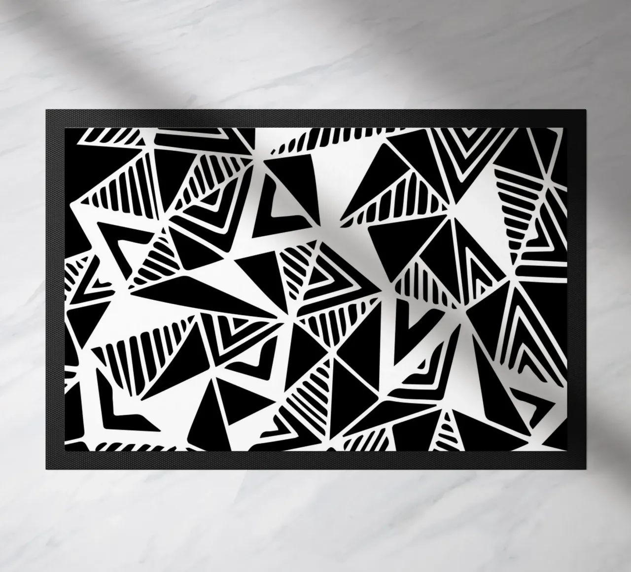 Modèle Jazzy Triangles paillasson de Kim Hubball Studio