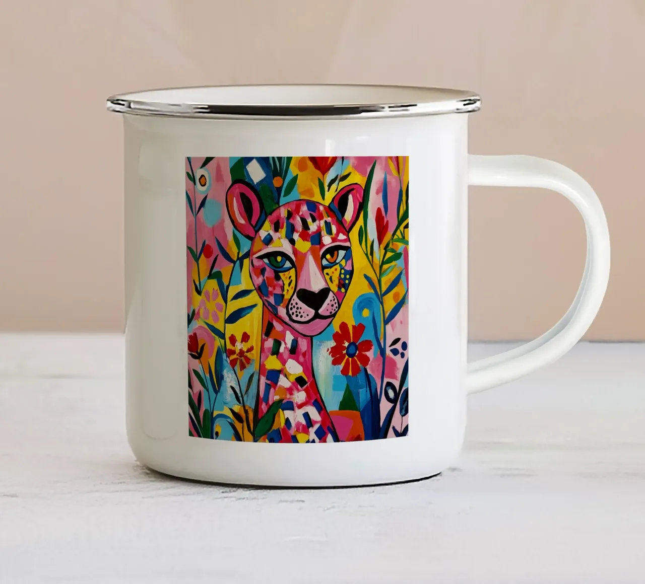 Tigre cubista in un giardino fiorito colorato tazza in smalto da Modern Muse
