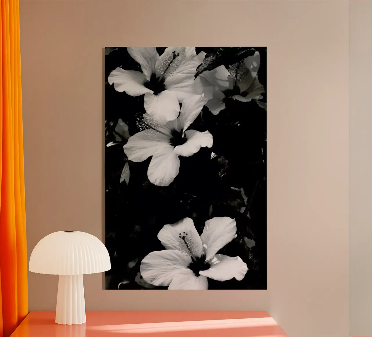 Hibiscus plexiglass da Ingrid Beddoes