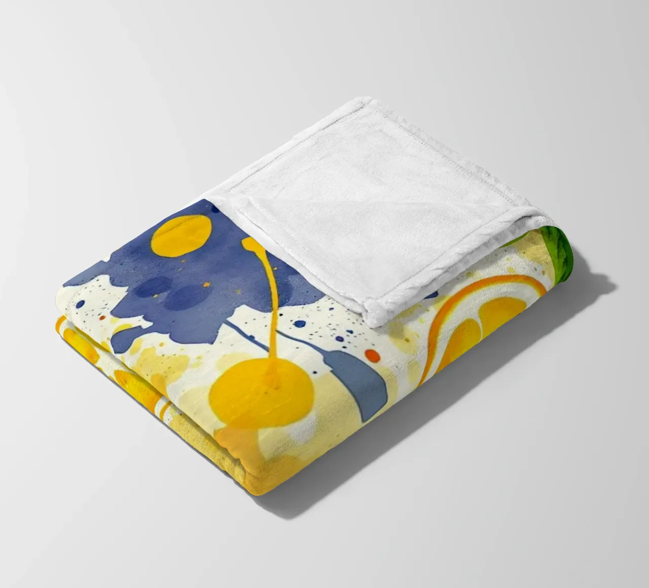 abstraktes Design mit Orangen, Zitronen und Spritzern Fleecedecke von DesignDoodle