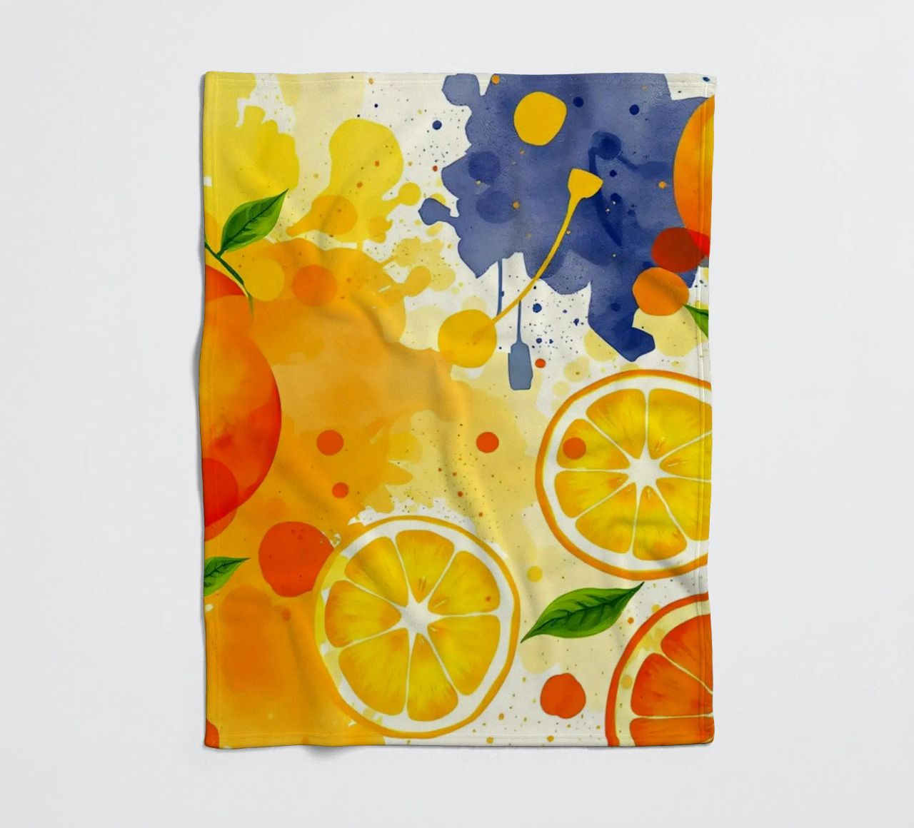 disegno astratto con arance, limoni e spruzzi di colore coperta in pile da DesignDoodle