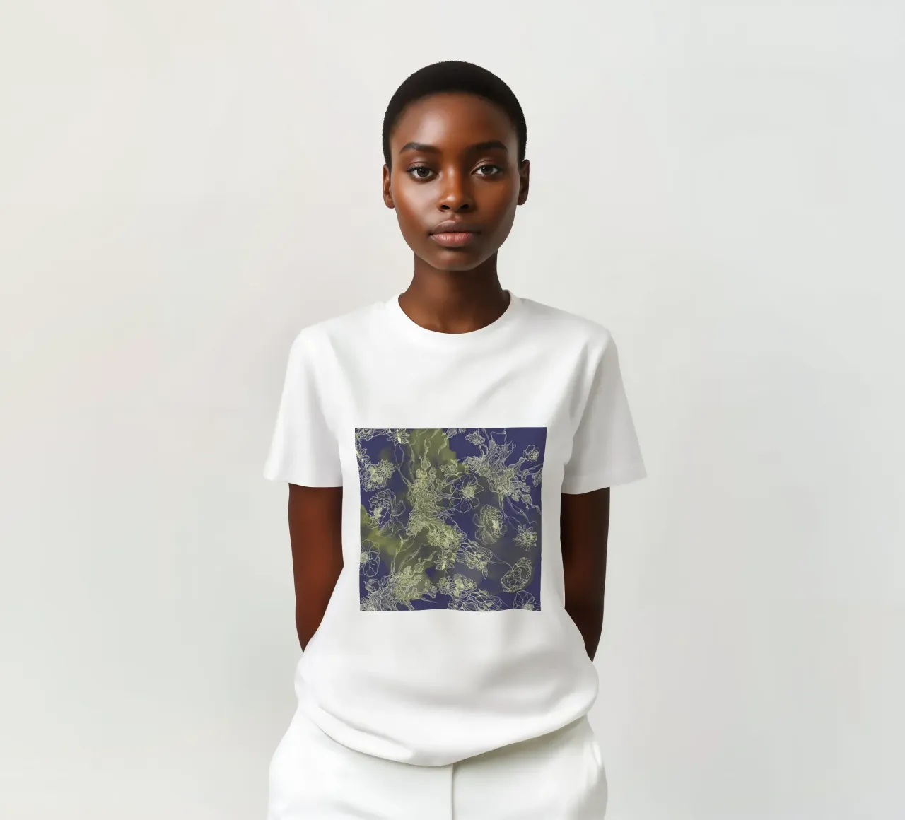 floravar22 t-shirt da Giulio Iurissevich