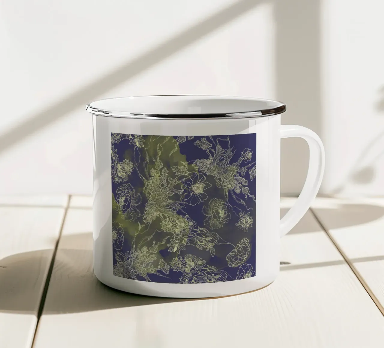 floravar22 tazza in smalto da Giulio Iurissevich