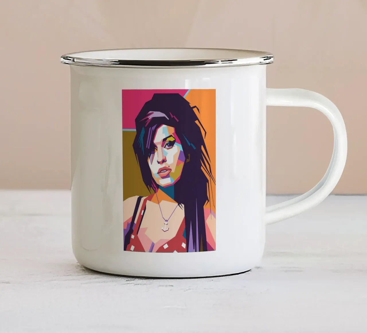 Ritratto pop art di Amy Winehouse tazza in smalto da Hantamrata
