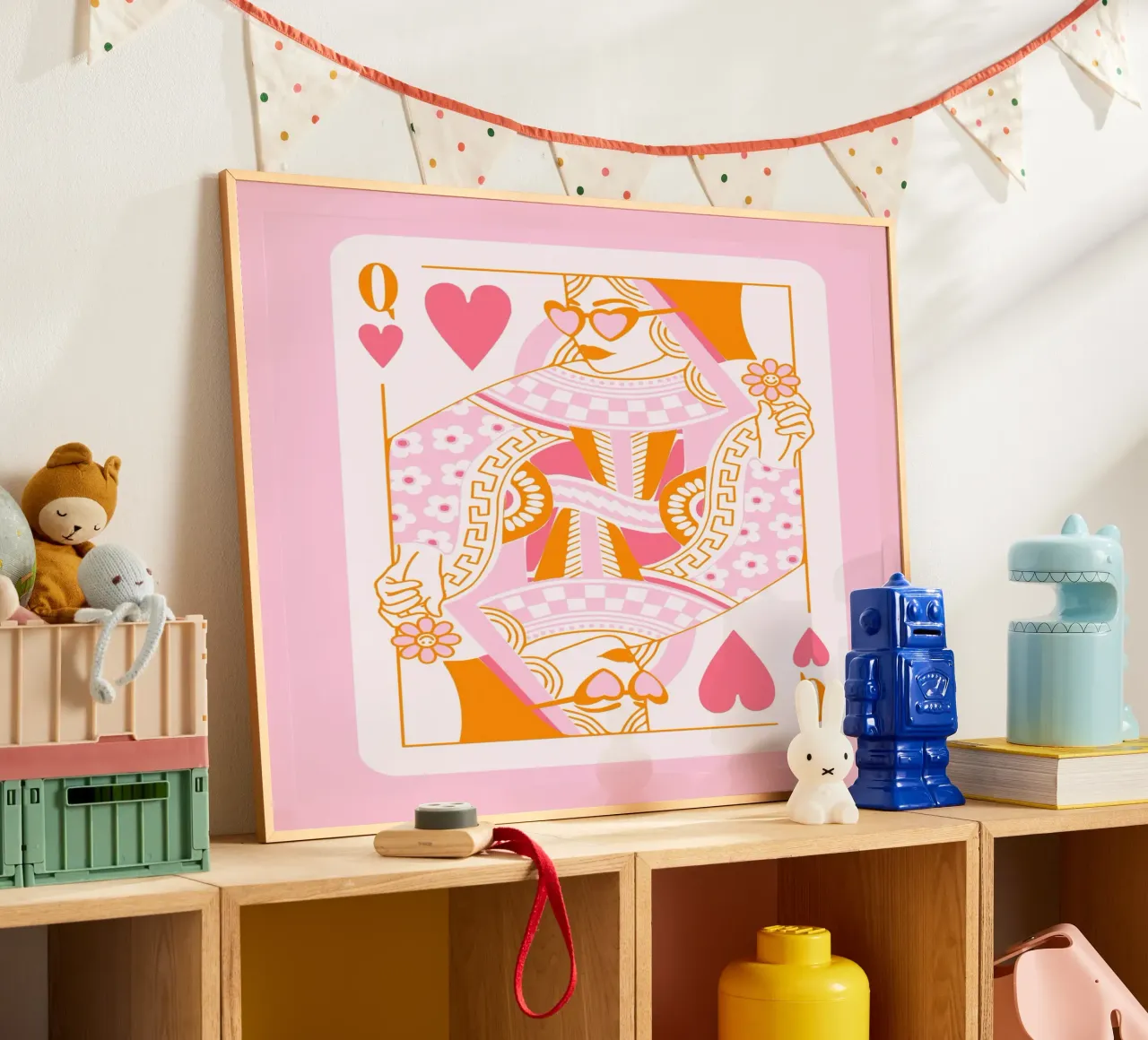 Regina dei fiori - Rosa e arancione poster con telaio in plastica da Peaches Art Prints