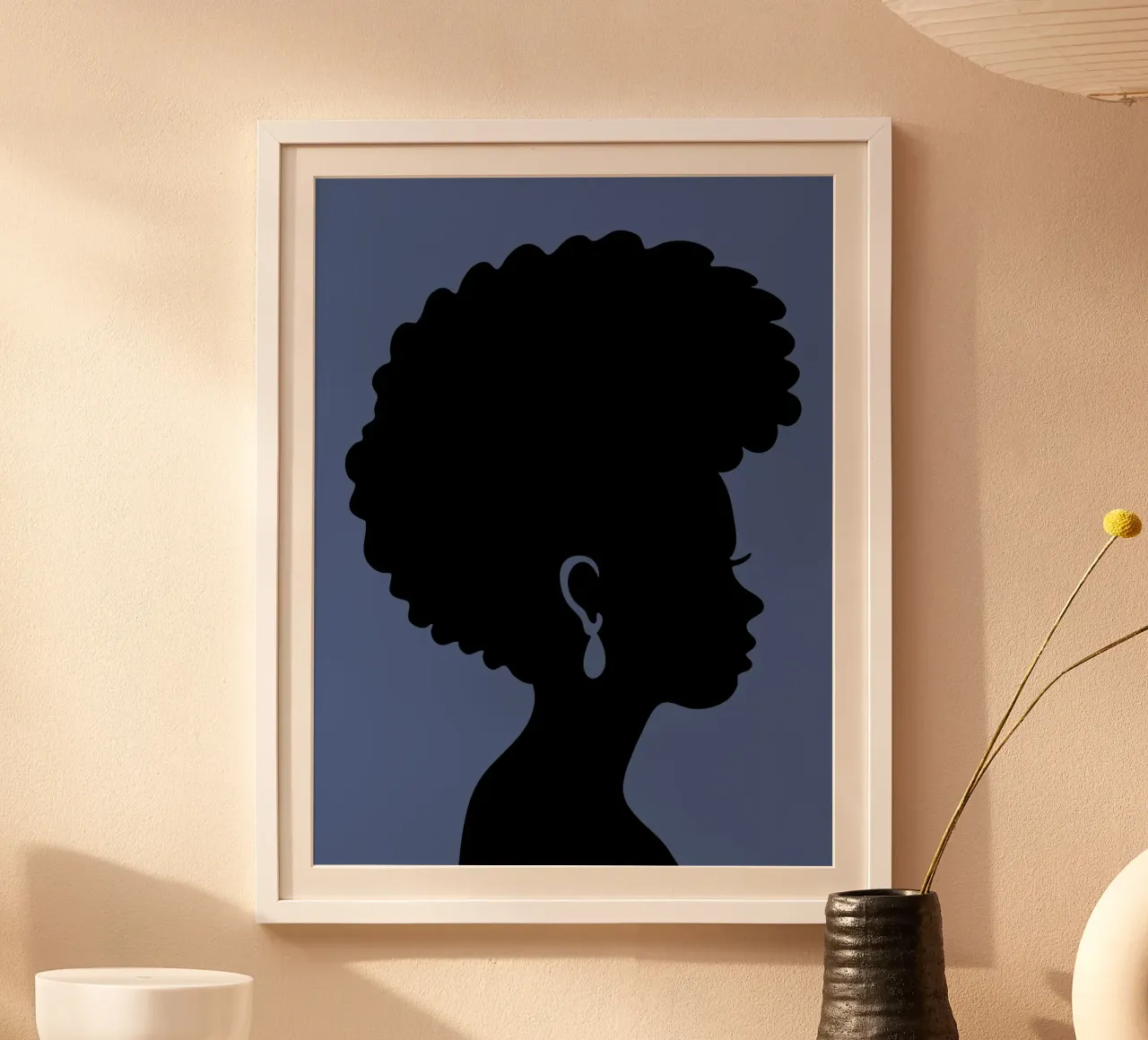 Earring Silhouette poster con telaio in plastica da LisaArtes