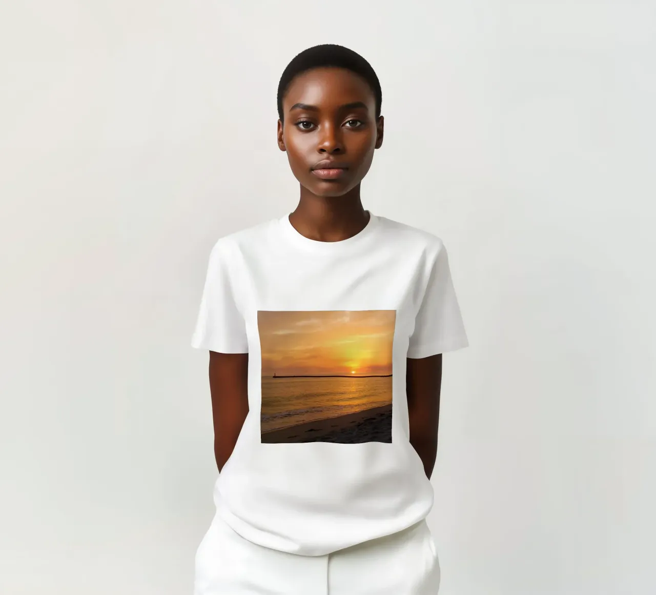 Warm sunset t-shirt by Teresa André