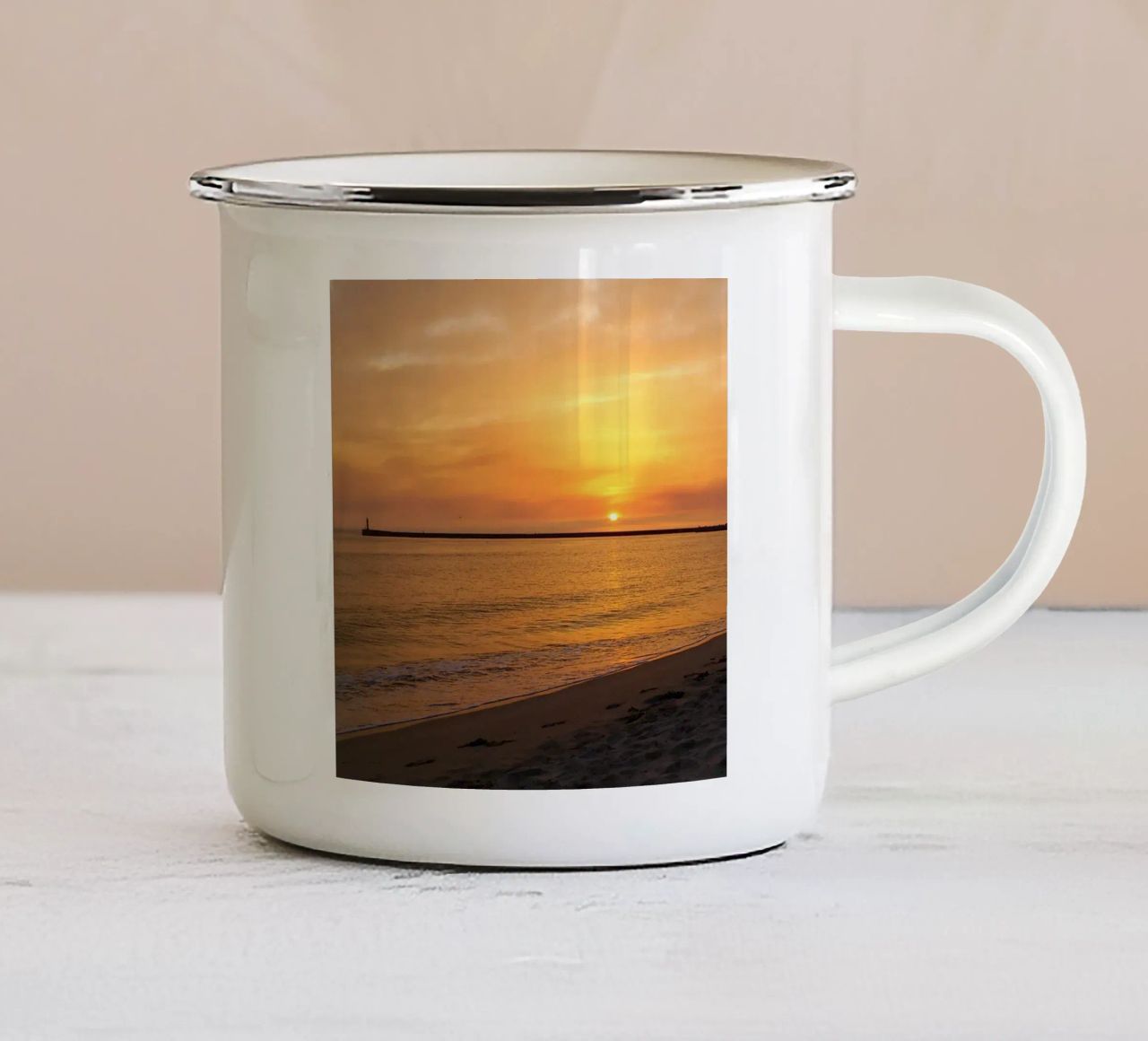 Tramonto caldo tazza in smalto da Teresa André