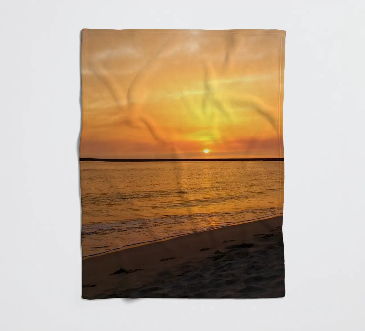 Warm sunset fleece blanket by Teresa André