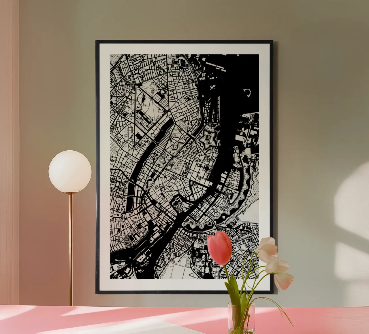 Copenhagen Black & White poster con telaio in alluminio da Planos Urbanos