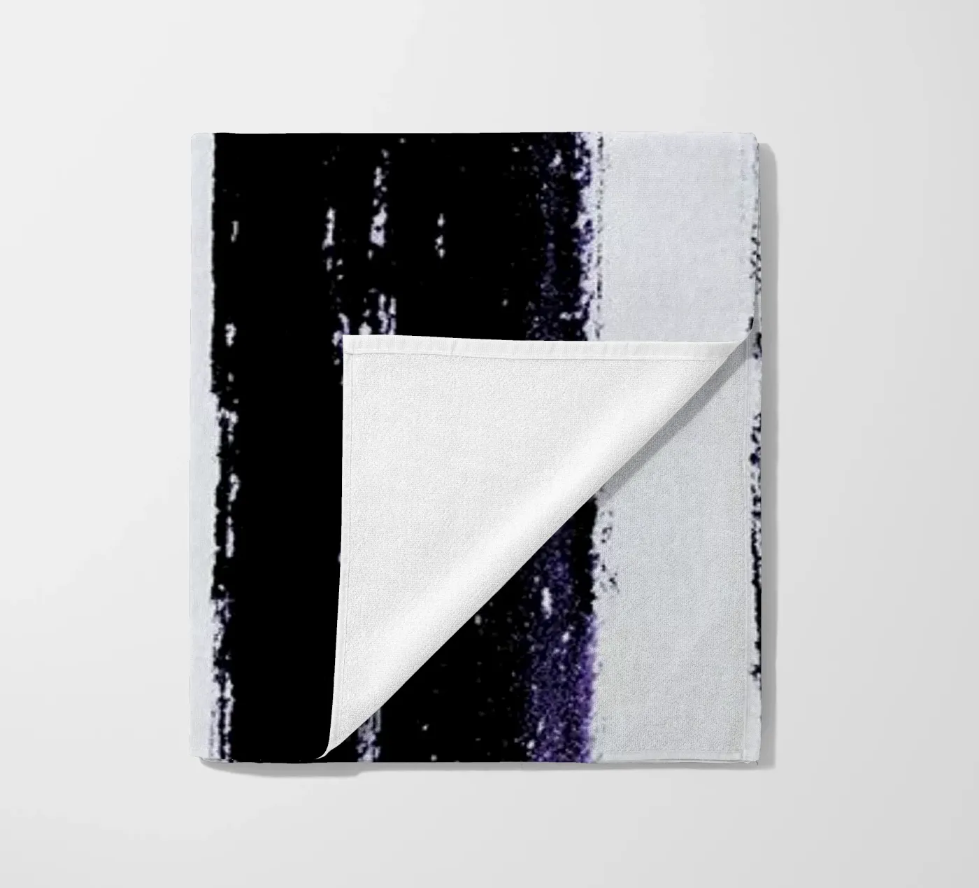 Real beach towel by STUDIO LEEMO