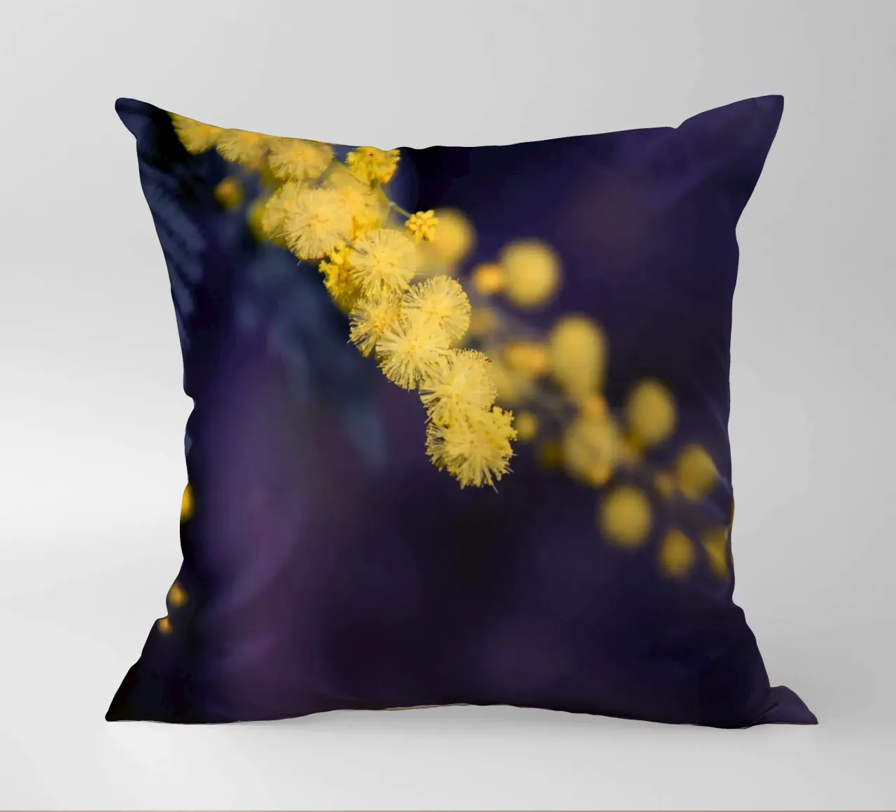 Fiore di mimosa di notte cuscino da Teresa André
