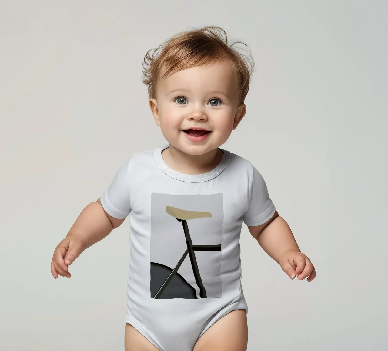 Banecykling short-sleeve baby romper by Swen Swensøn