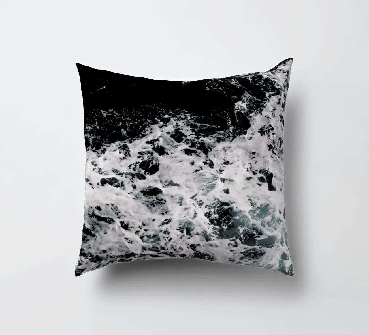 Waves & Water cuscino da Studio Nahili