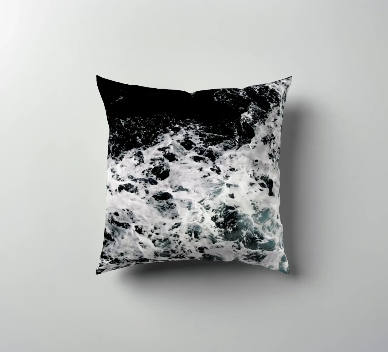 Waves & Water cuscino da Studio Nahili