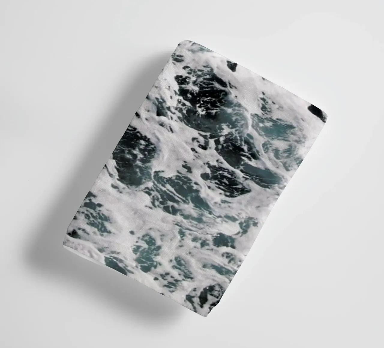 Waves & Water asciugamano da bagno da Studio Nahili