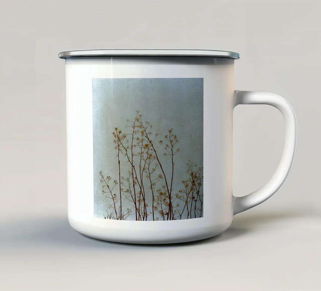 Natura in blu e grigio tazza in smalto da Teresa André
