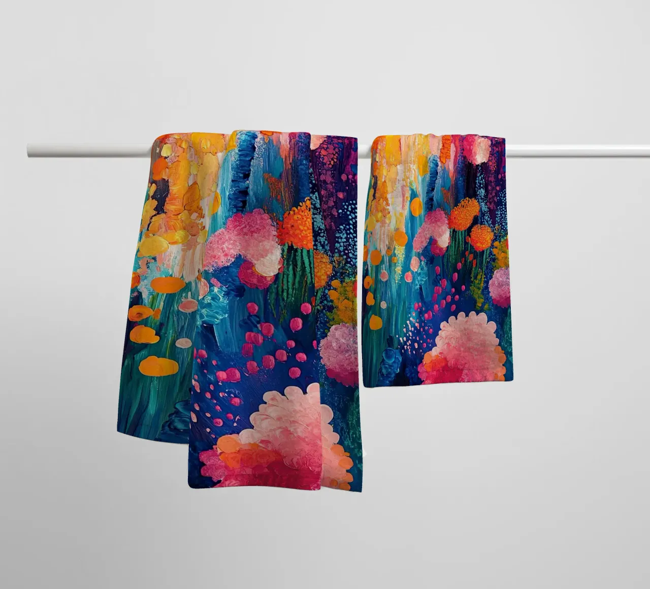 Profondità luminose asciugamano da bagno da Nikis Art Studio