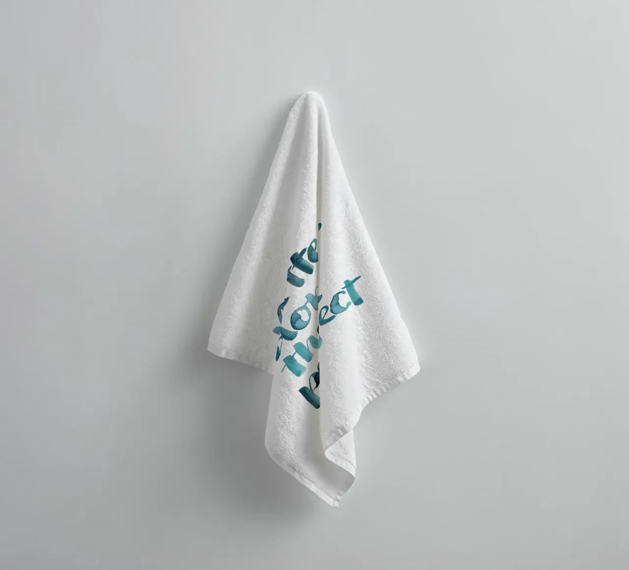 Better Done Than Perfect asciugamano da bagno da Brushmeetspaper