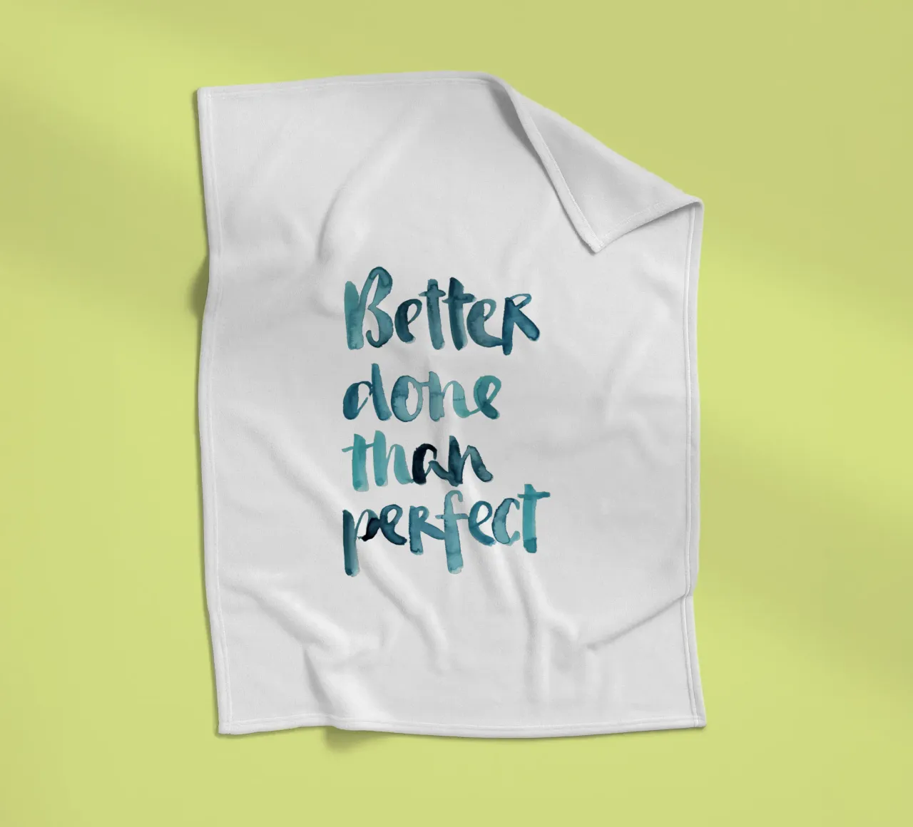 Better Done Than Perfect coperta in pile da Brushmeetspaper