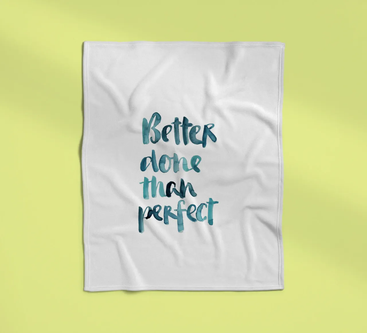 Better Done Than Perfect coperta in pile da Brushmeetspaper