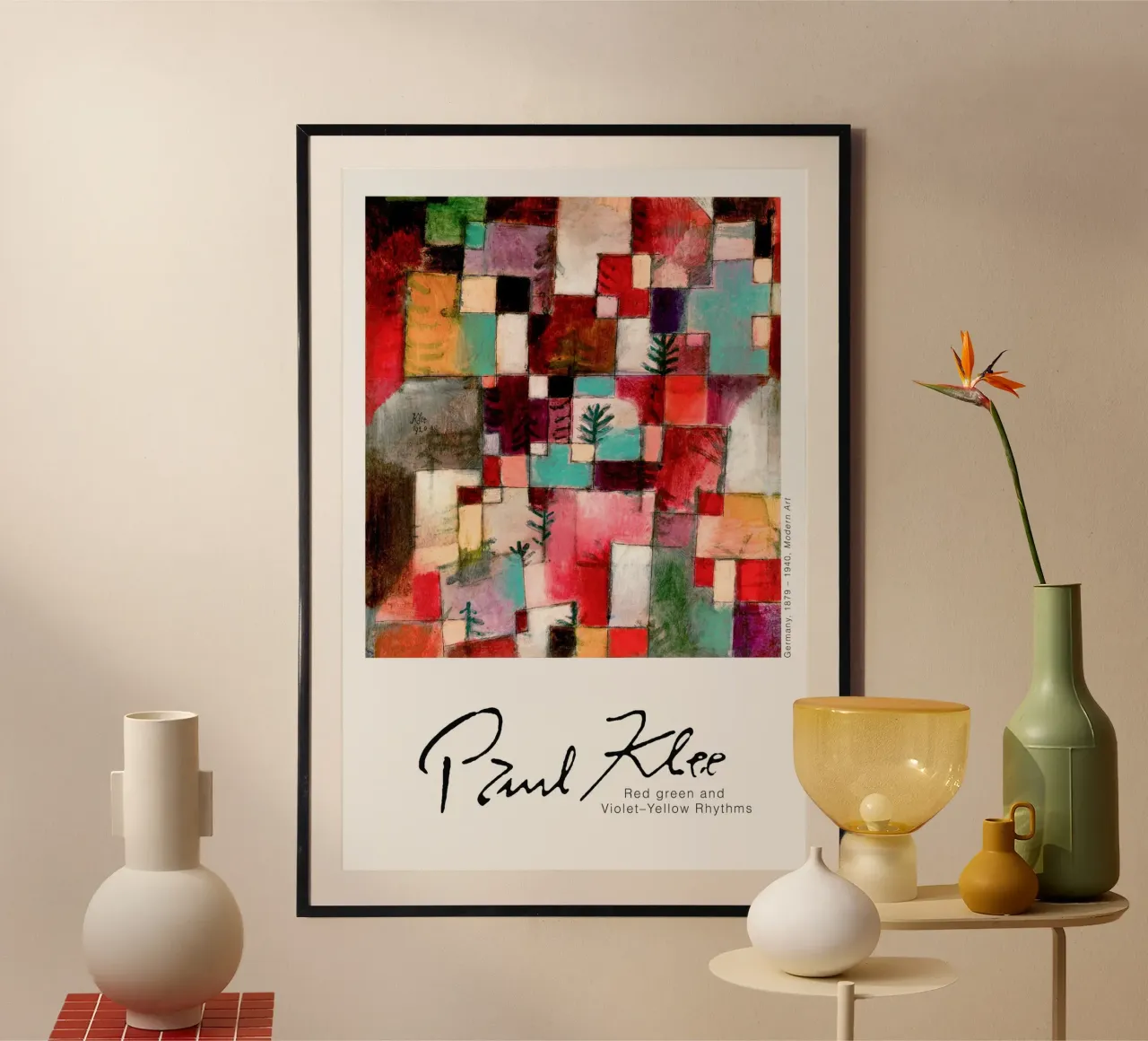Paul Klee - Ritmo rosso, verde e viola poster con telaio in legno da Old Masters