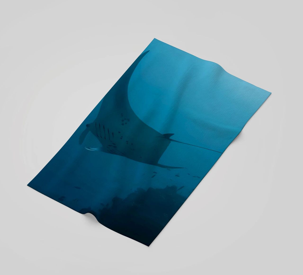 Tuffatore oceanico con polpo telo mare da Eames