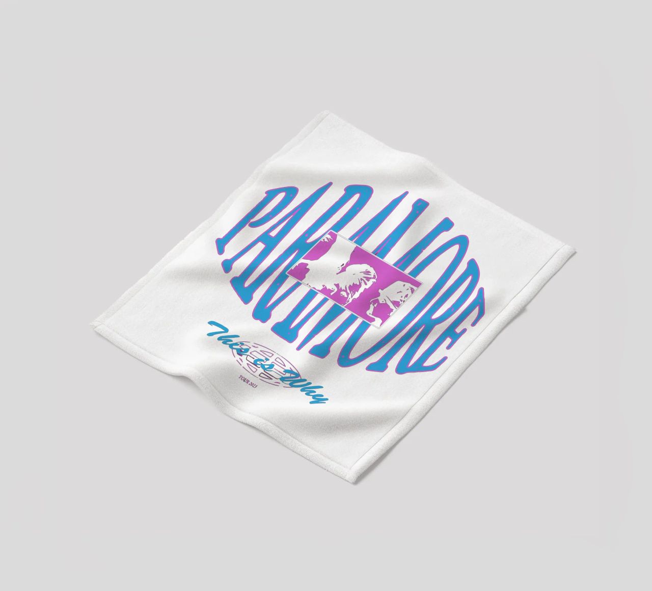This Is Why - Paramore coperta in pile da Music Life