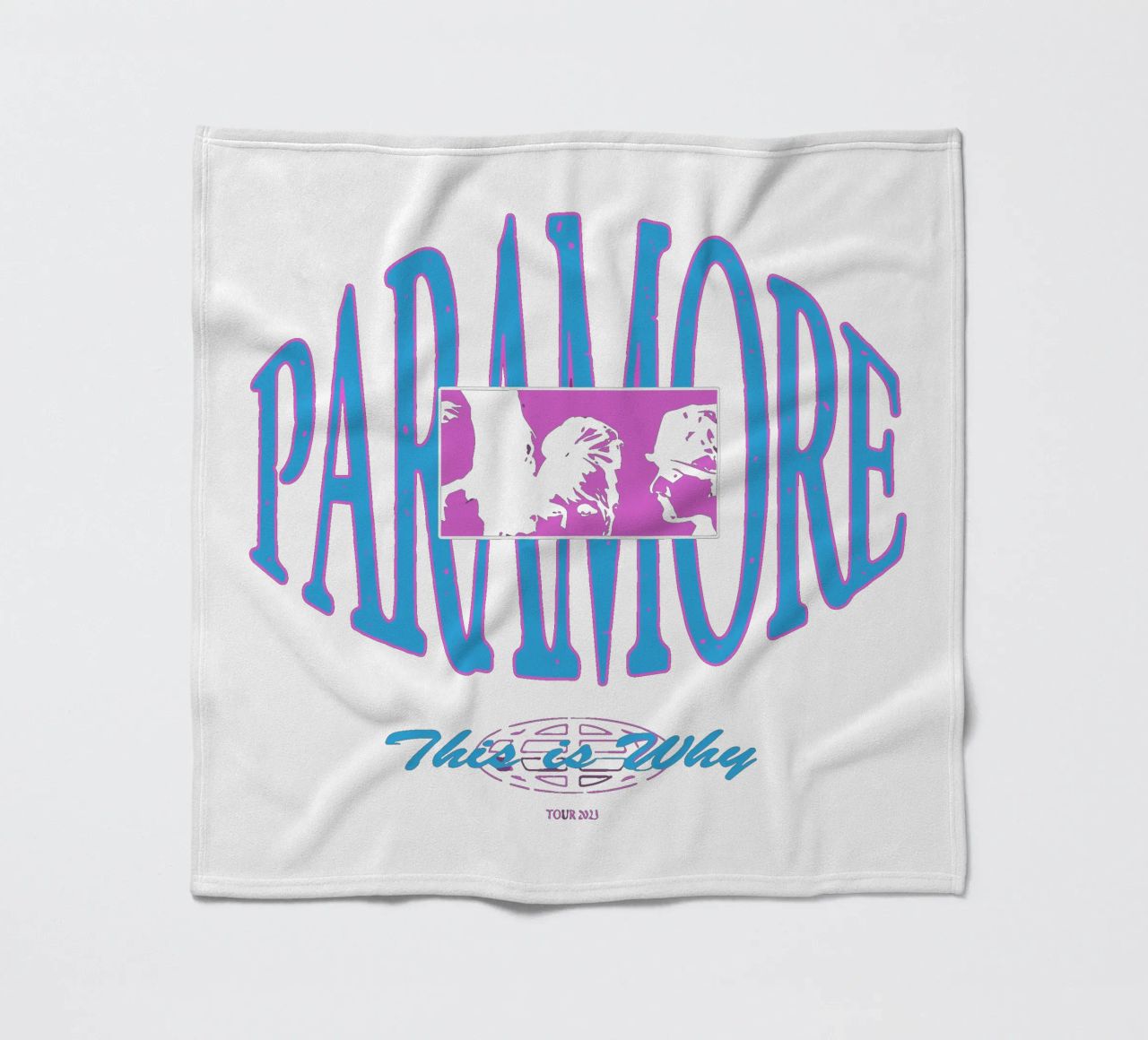 This Is Why - Paramore coperta in pile da Music Life