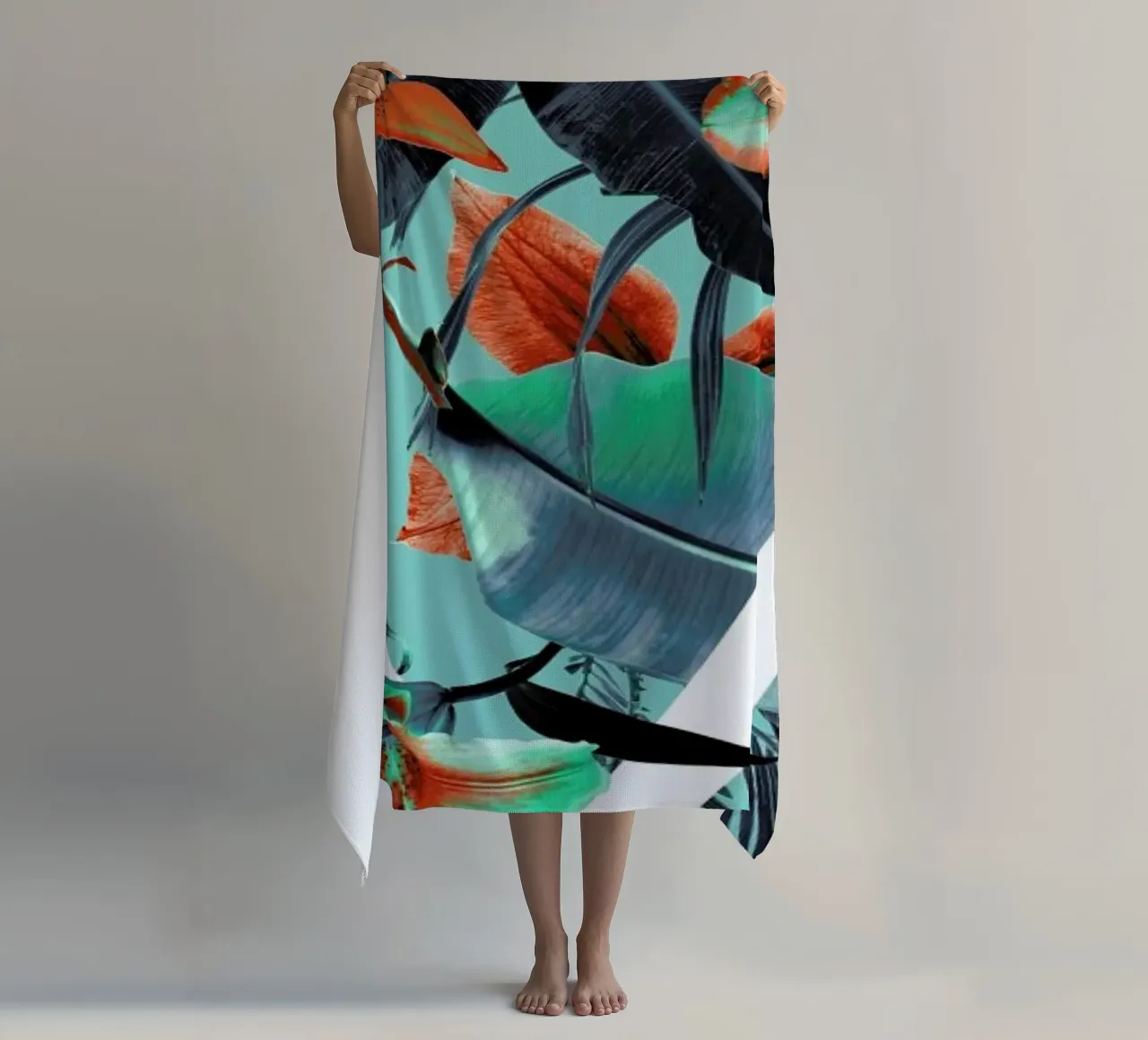 Triflo beach towel by Ali Gulec