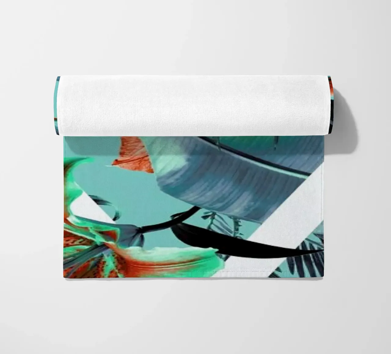 Triflo beach towel by Ali Gulec