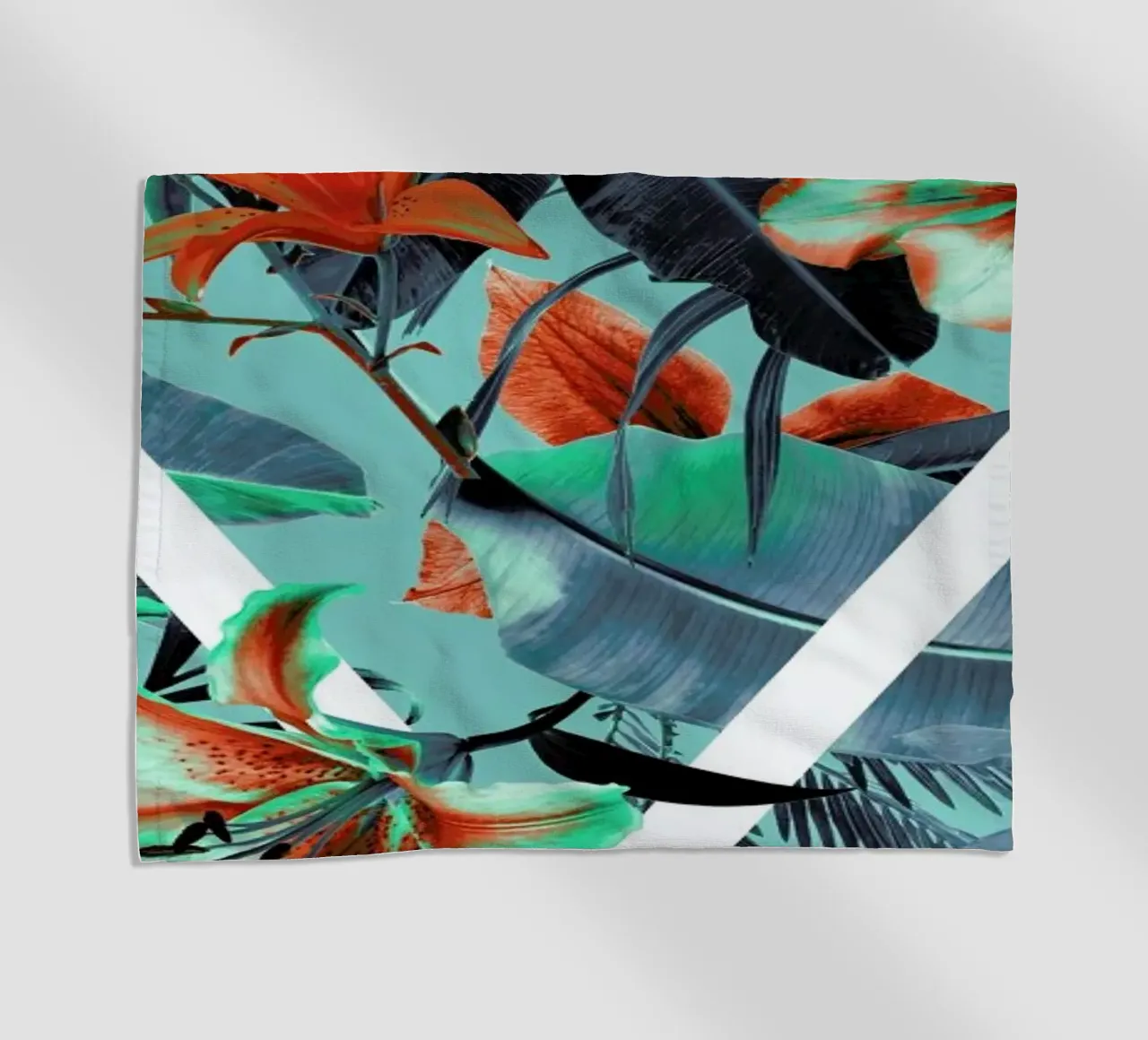 Triflo beach towel by Ali Gulec