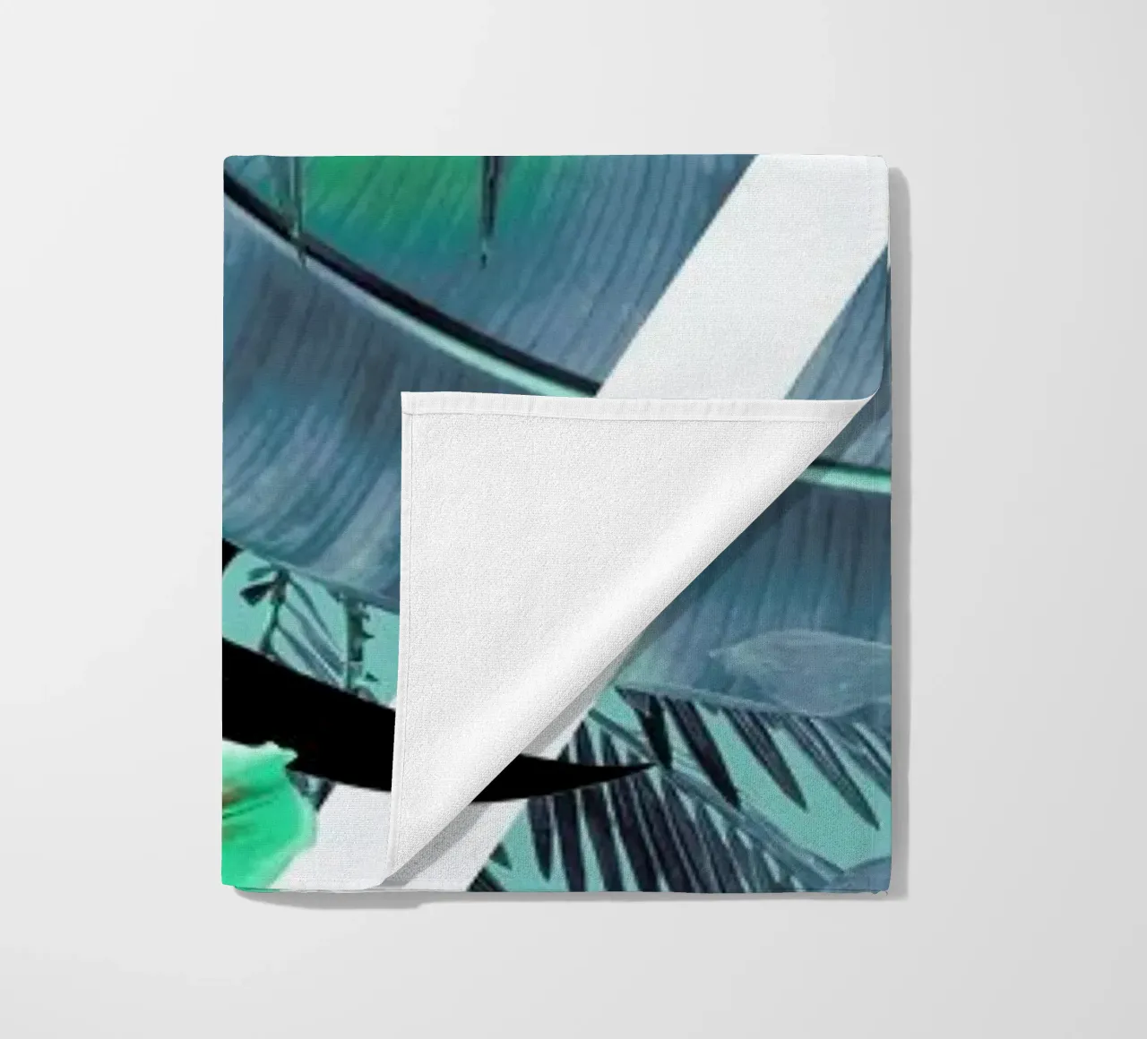 Triflo beach towel by Ali Gulec
