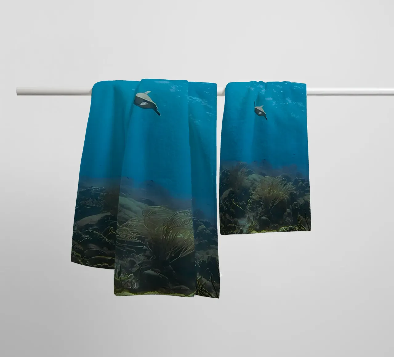 Dwarf Cuttlefish Bubble Bokeh towel by Eames