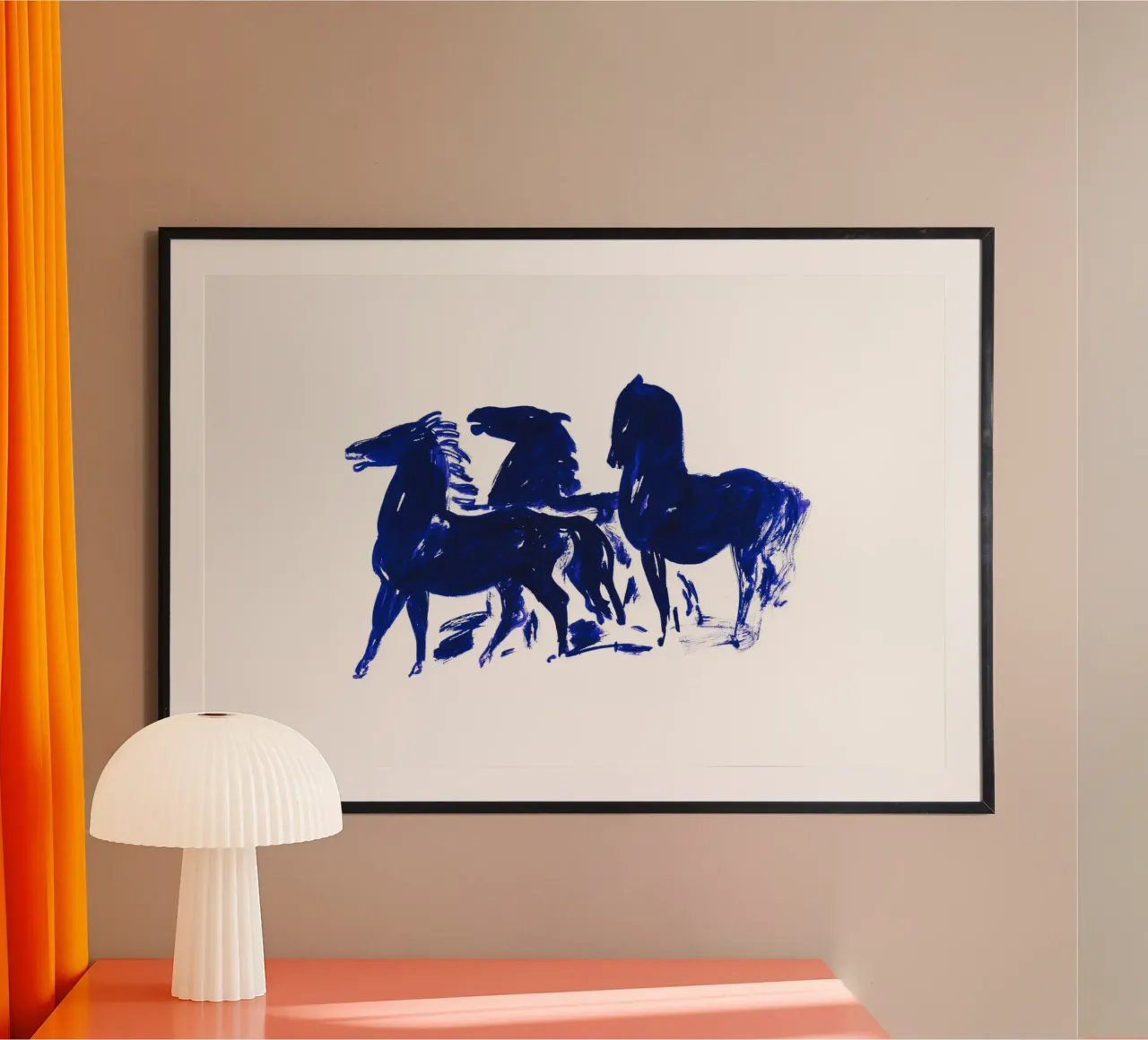 Tres caballos negros de pie mirando a la izquierda poster con marco de aluminio de Second Canvas